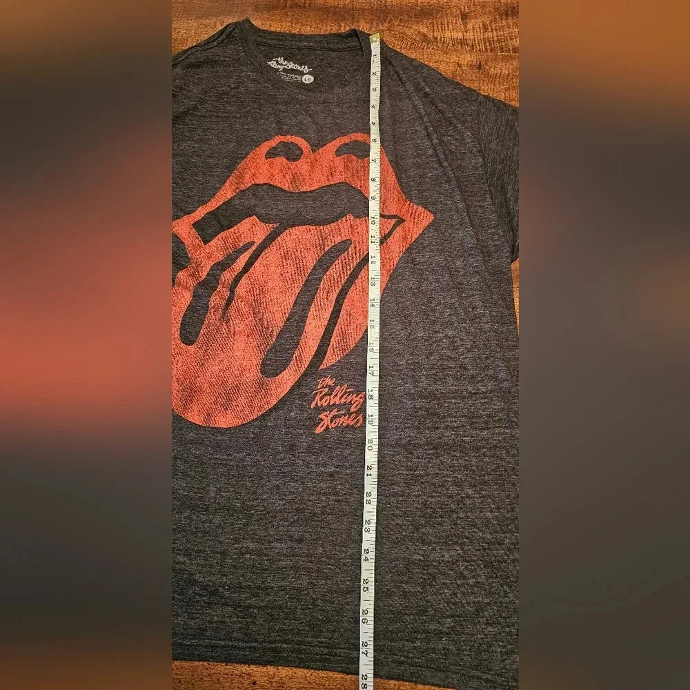 Official Rolling Stones L Red Heather Gray Soft Top  Short Sleeves Lips Size L - Picture 8 of 8